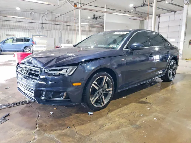 Audi A4 - фото 1