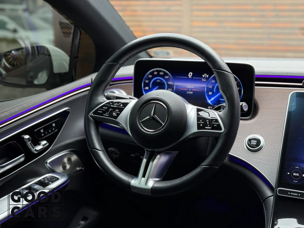 Mercedes-Benz EQE - фото 24