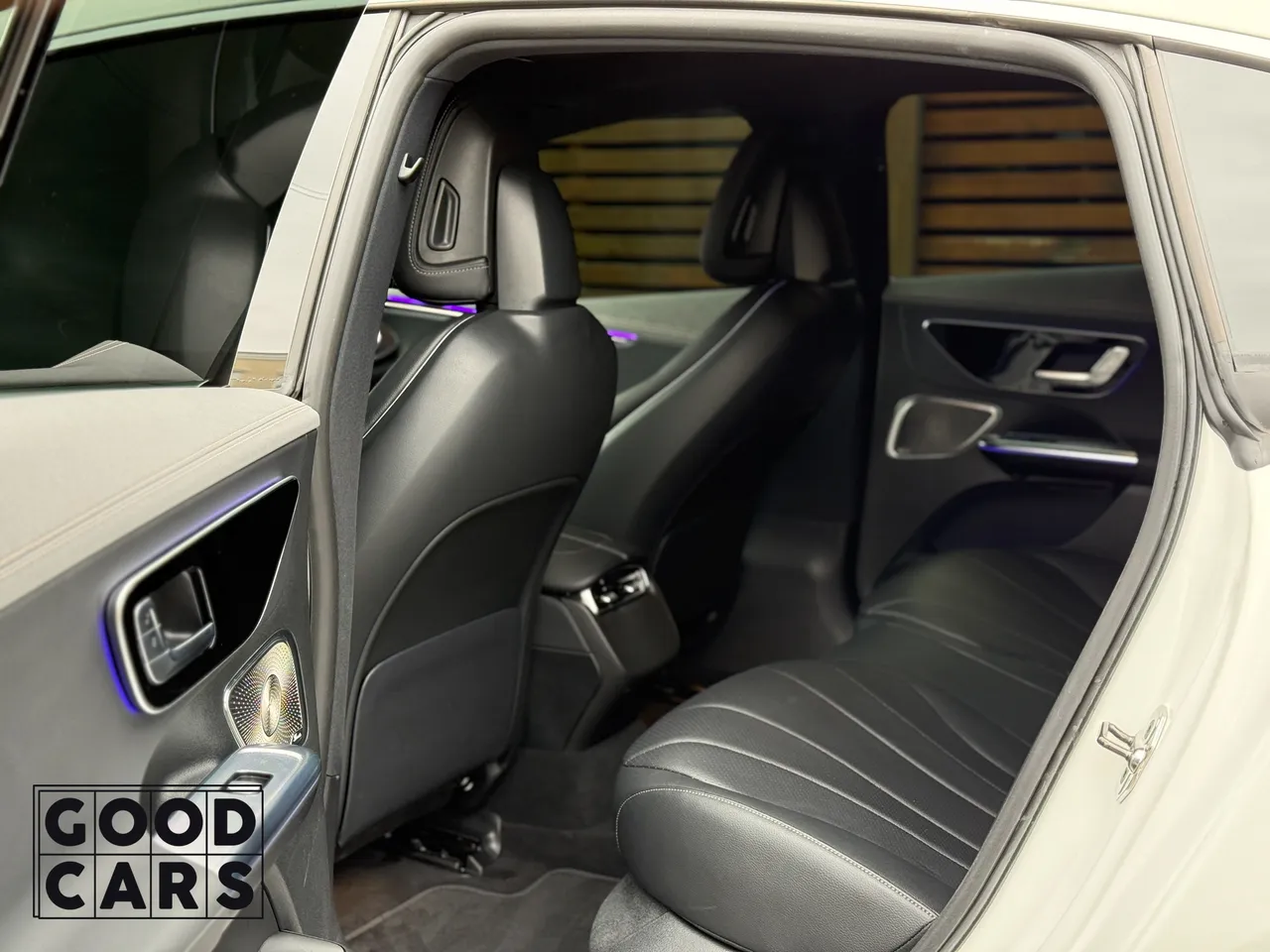 Mercedes-Benz EQE - фото 21