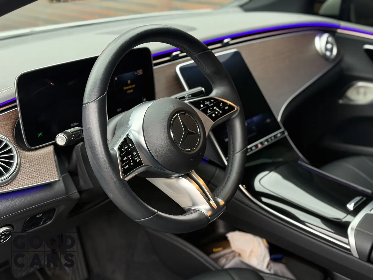 Mercedes-Benz EQE - фото 18