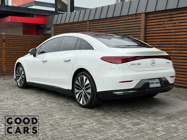 Mercedes-Benz EQE - фото 5