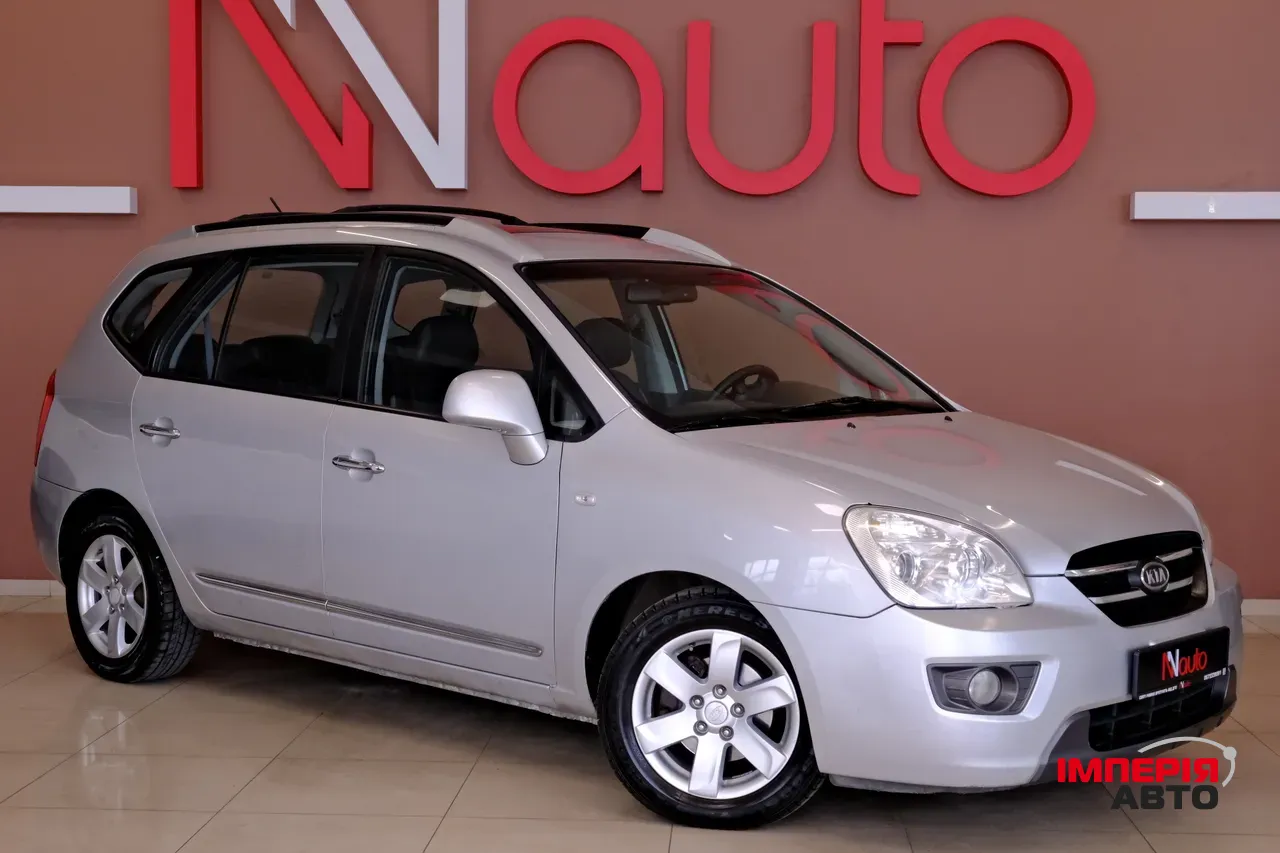 Kia Carens - фото 4