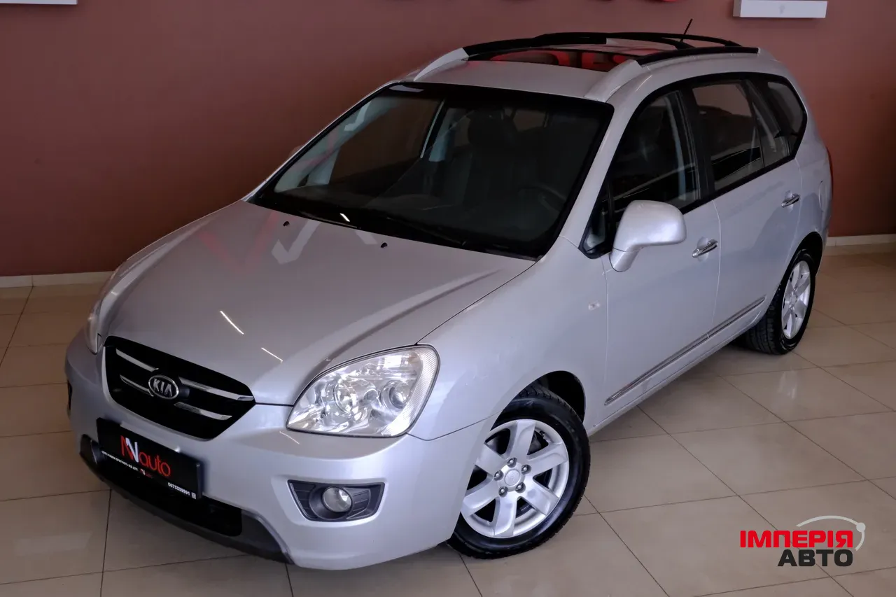 Kia Carens - фото 2