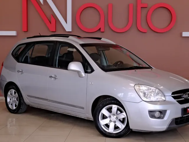 Kia Carens - фото 4