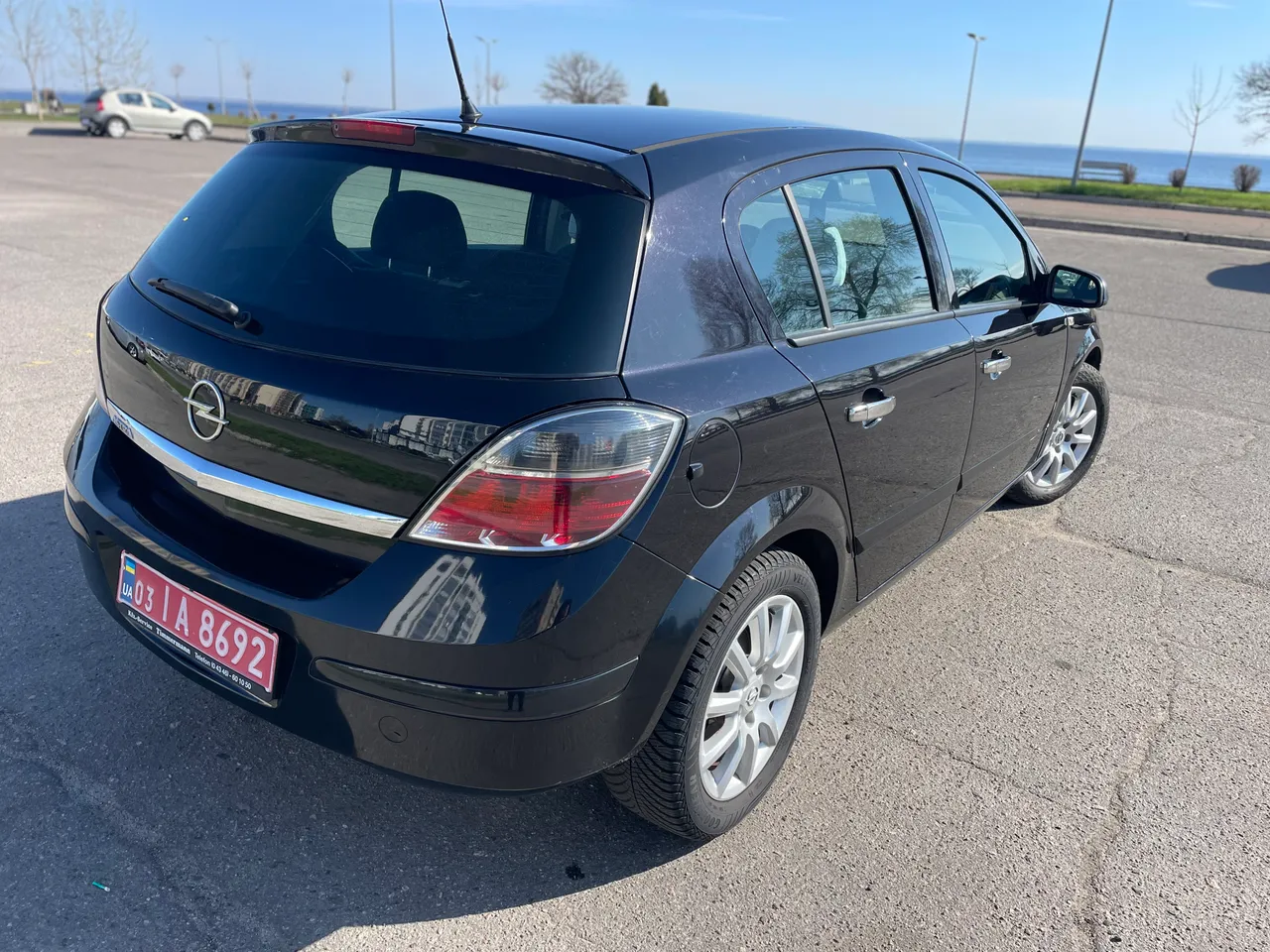 Opel Astra - фото 4
