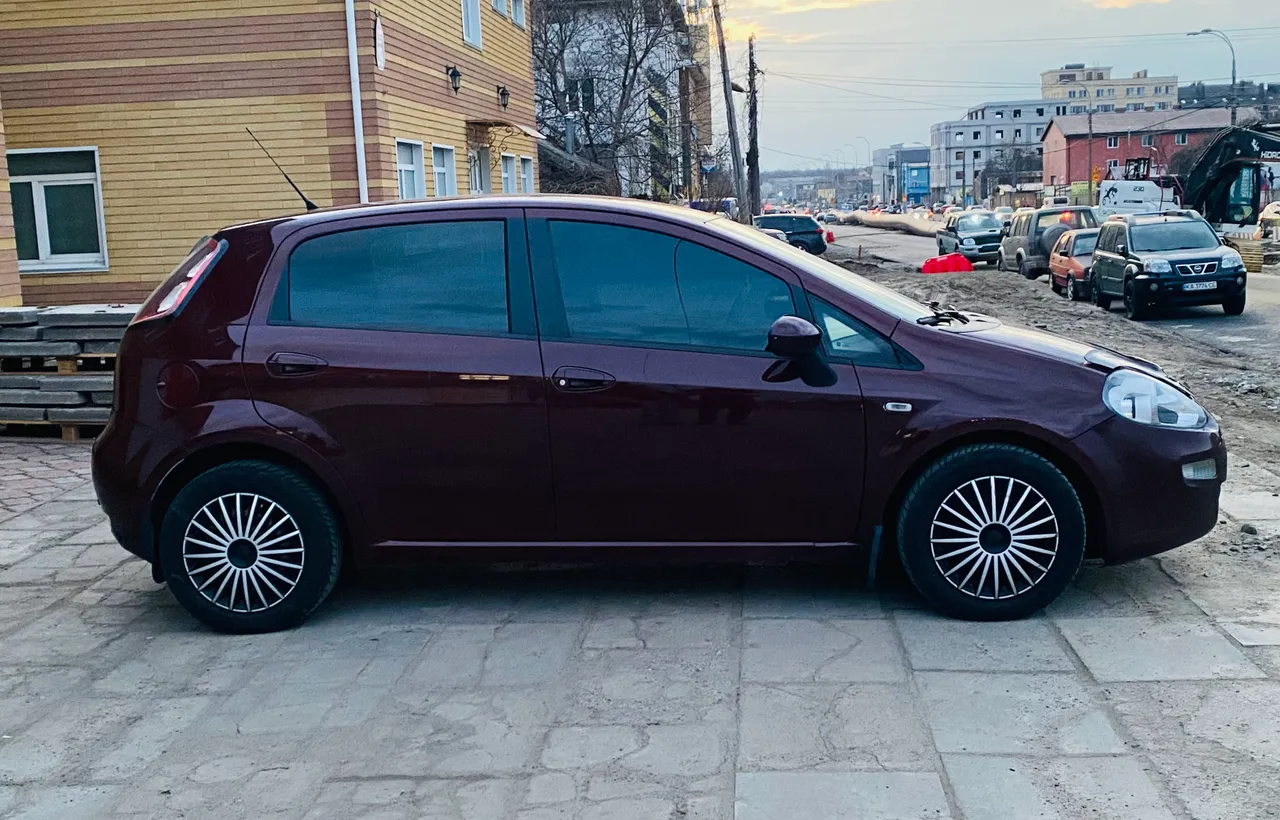 Fiat Punto - фото 5