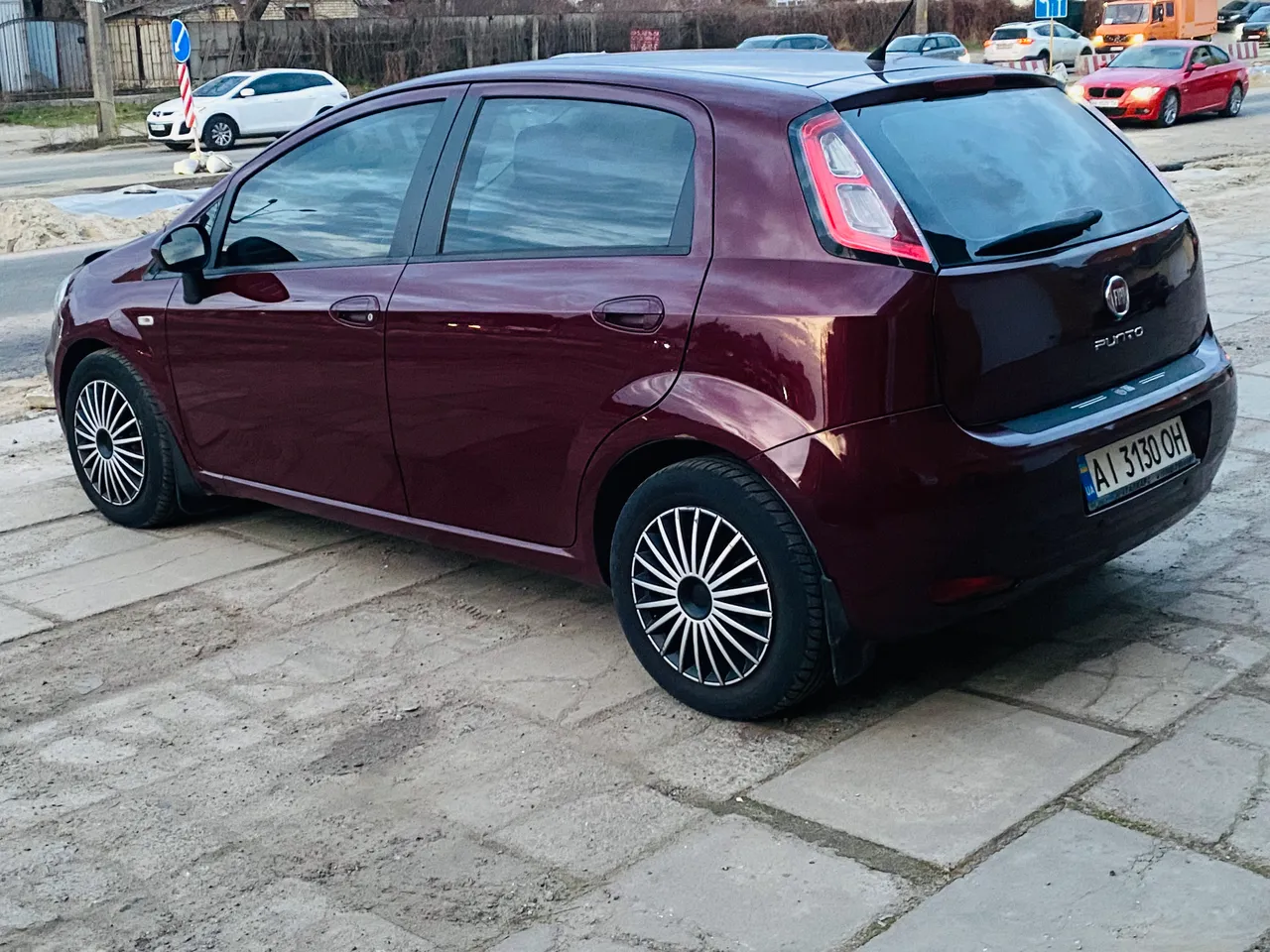 Fiat Punto - фото 6