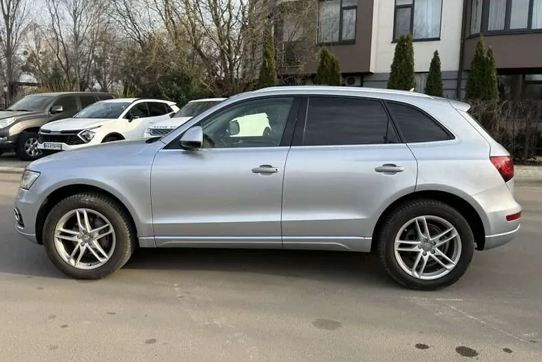Audi Q5 - фото 2