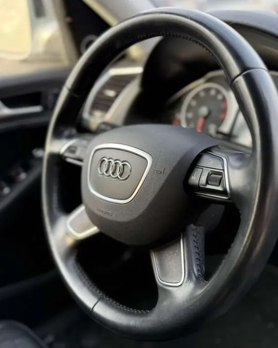 Audi Q5 - фото 9