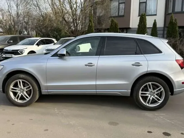 Audi Q5 - фото 2