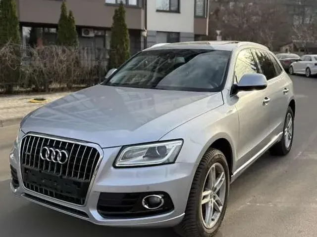 Audi Q5 - фото 1