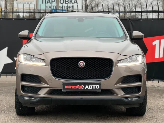 Jaguar F-Pace - фото 3