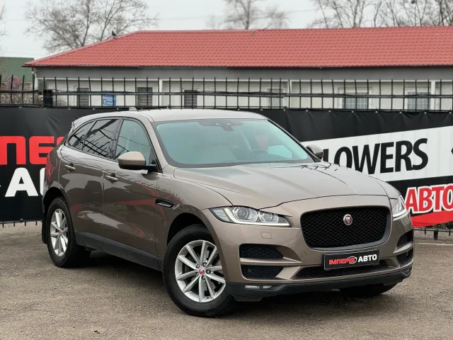 Jaguar F-Pace - фото 1