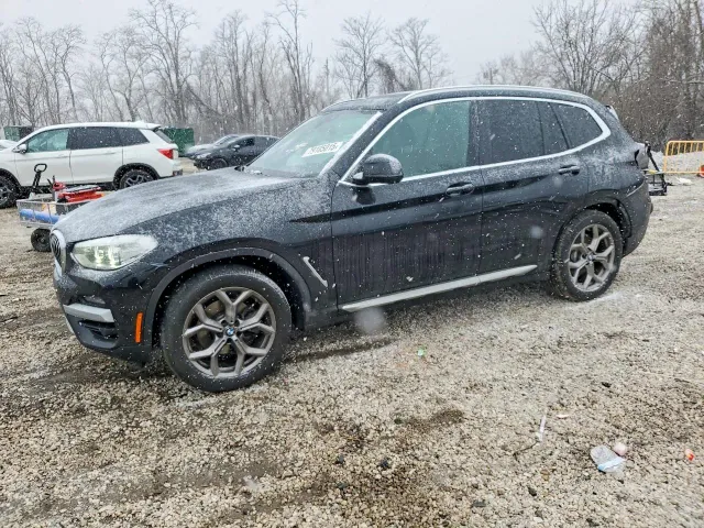 BMW X3 - фото 1