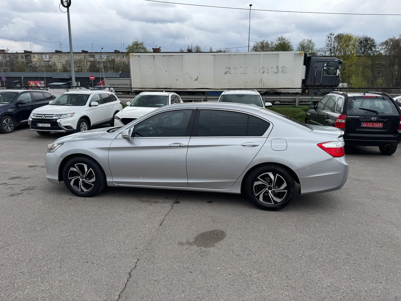 Honda Accord - фото 7
