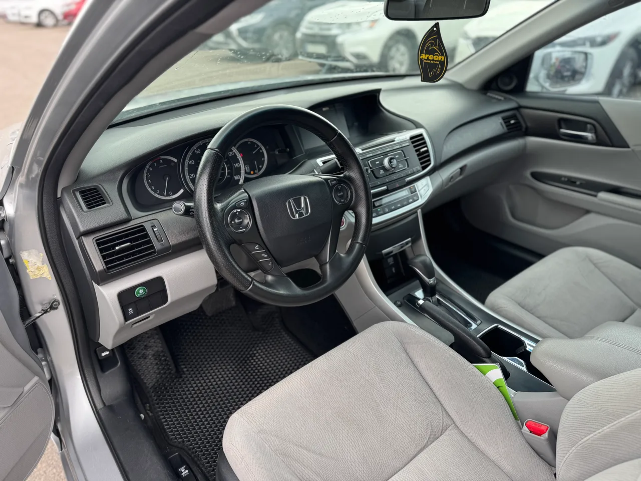 Honda Accord - фото 12