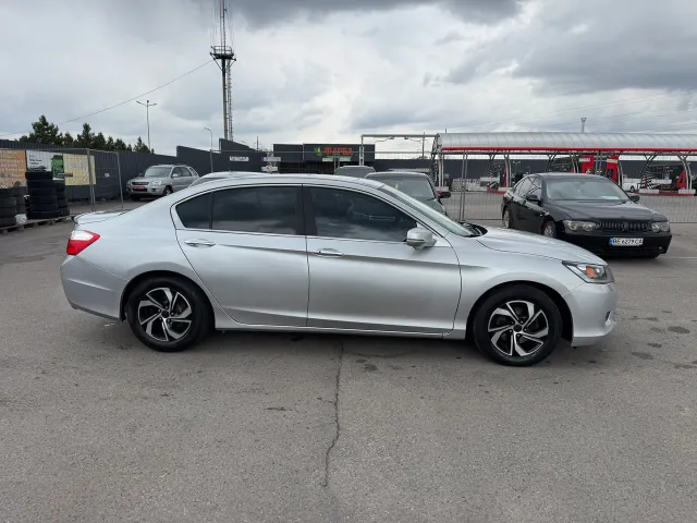 Honda Accord - фото 3