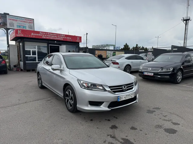 Honda Accord - фото 1