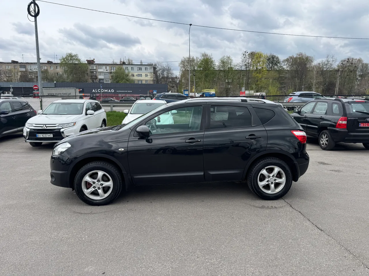 Nissan Qashqai - фото 7