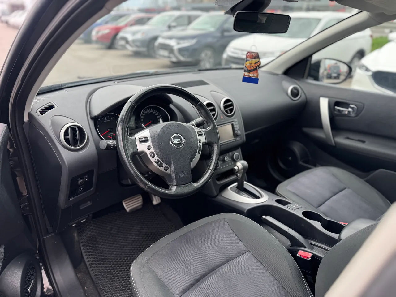 Nissan Qashqai - фото 13