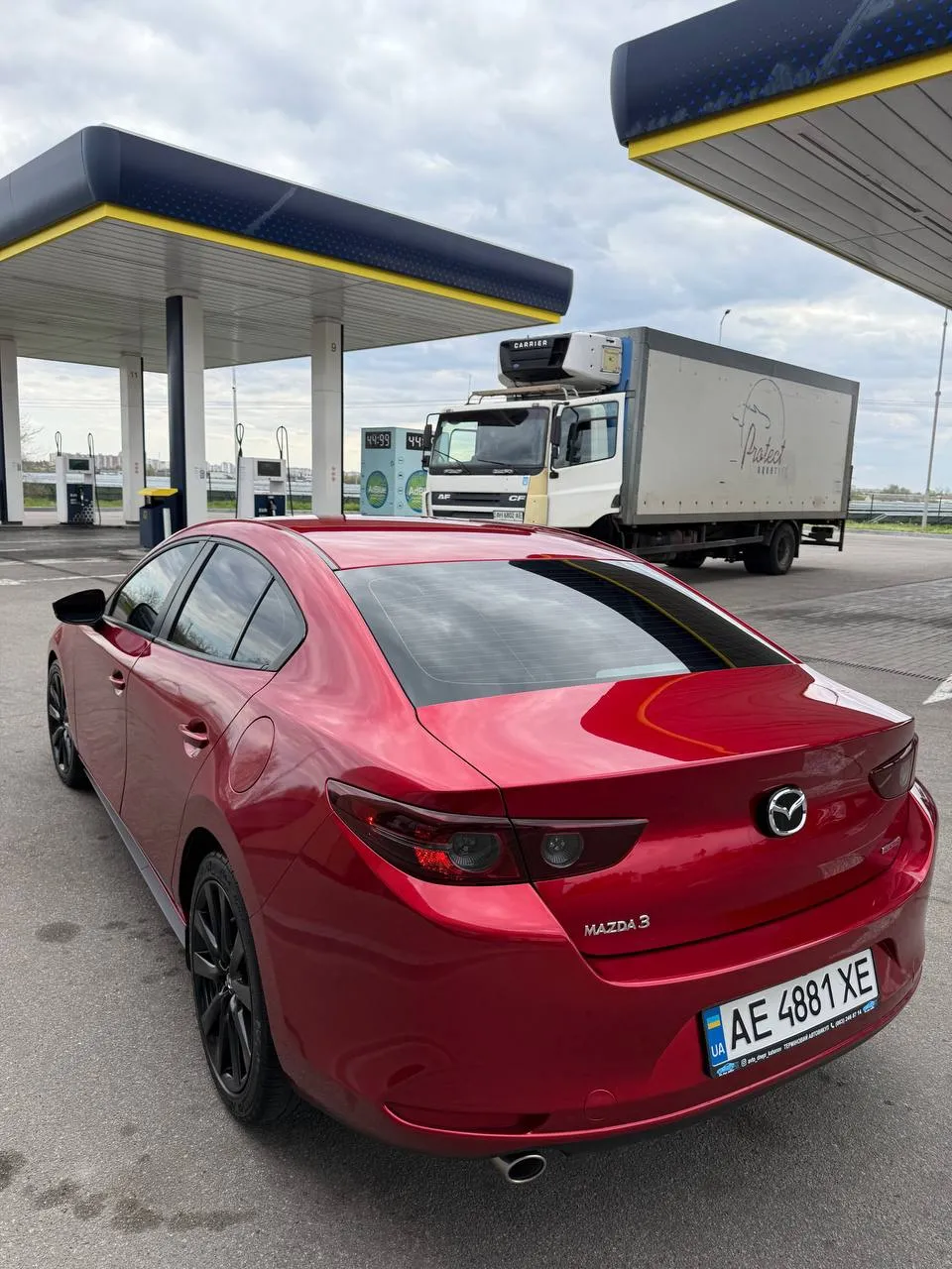 Mazda 3 - фото 2