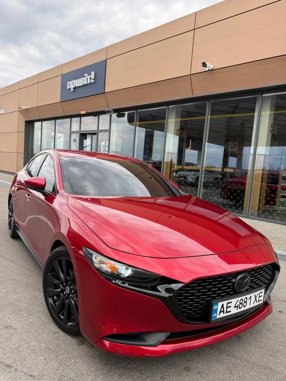 Mazda 3 - фото 3