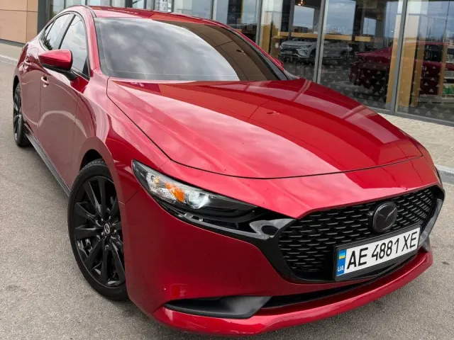 Mazda 3 - фото 3