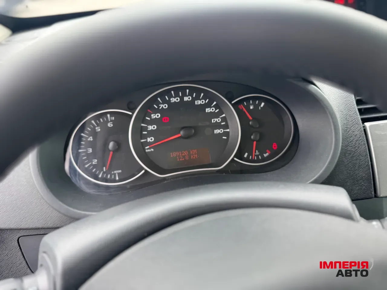 Renault Kangoo - фото 14