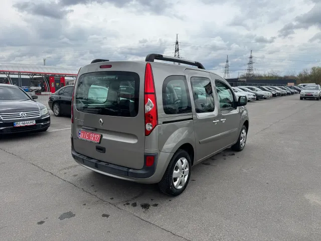 Renault Kangoo - фото 4