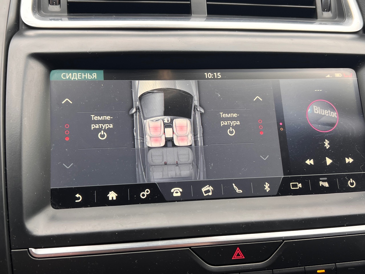 Jaguar E-Pace - фото 14