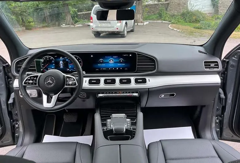 Mercedes-Benz GLE - фото 9