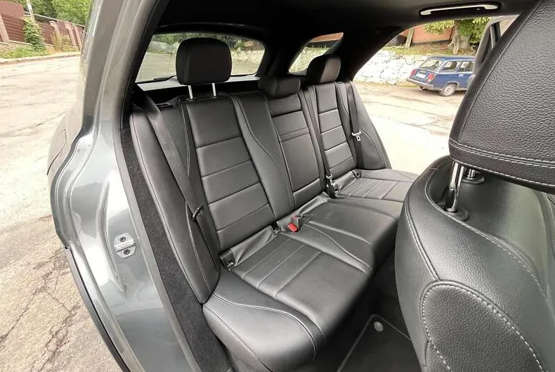 Mercedes-Benz GLE - фото 13
