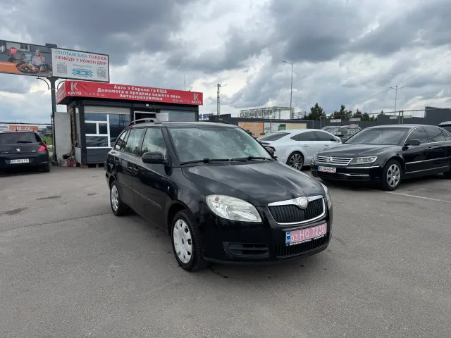 Skoda Fabia - фото 1