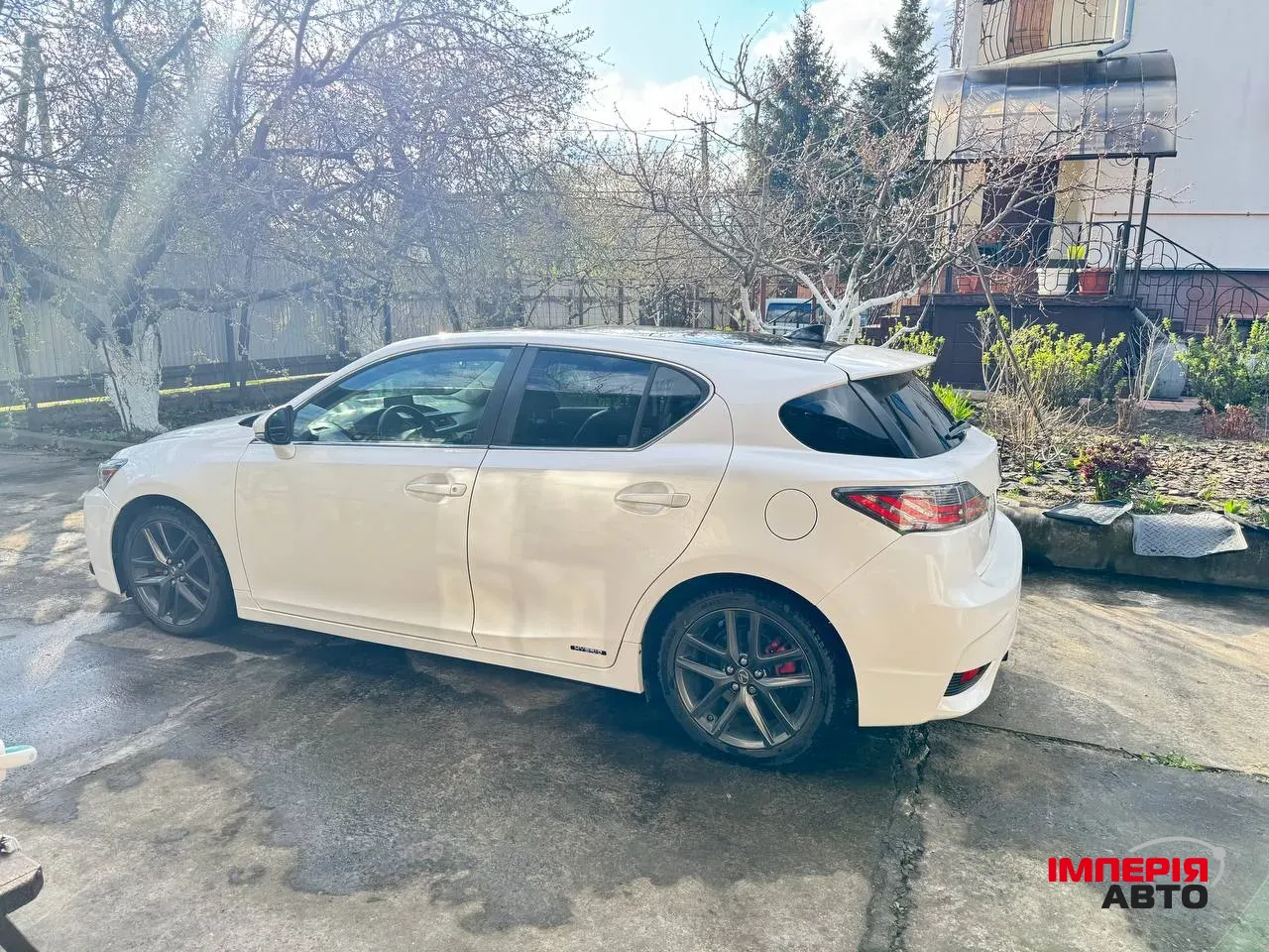 Lexus CT - фото 3