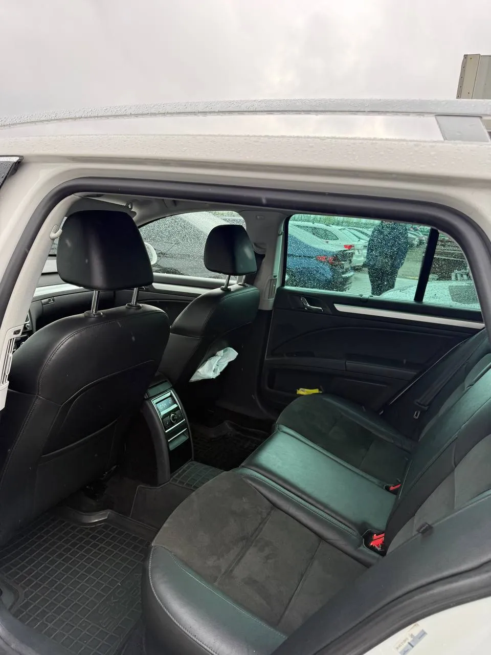 Skoda Superb - фото 4