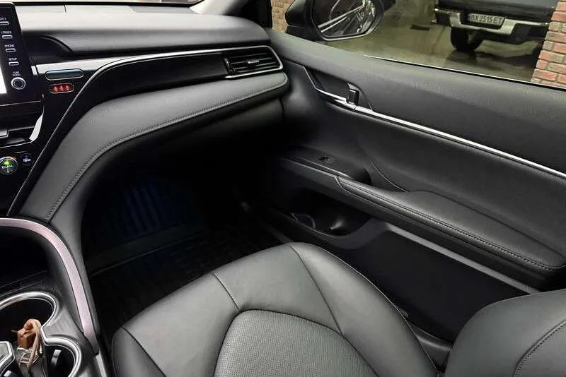 Toyota Camry - фото 11