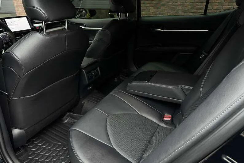 Toyota Camry - фото 14