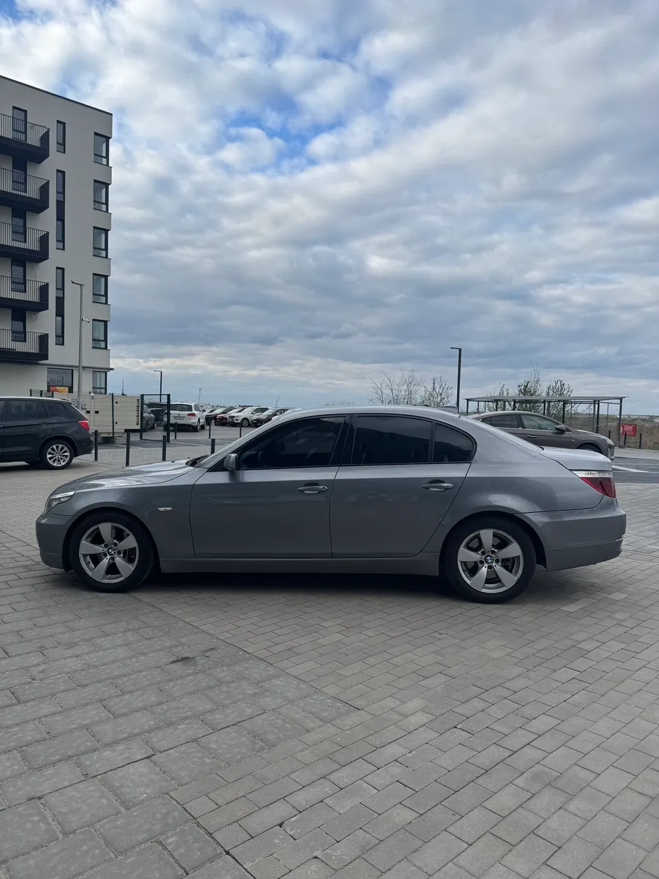 BMW 5 серії - фото 4