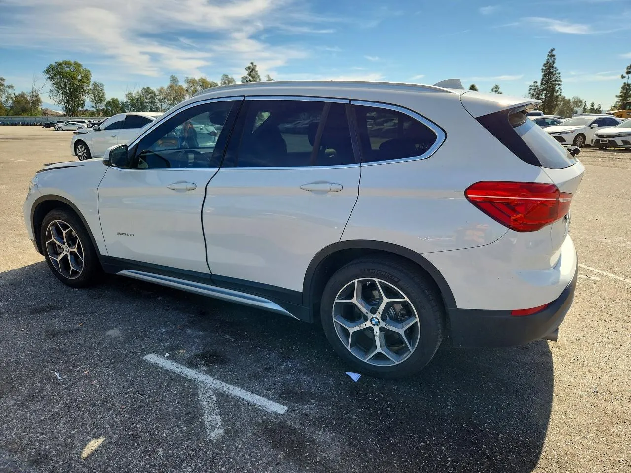 BMW X1 - фото 5