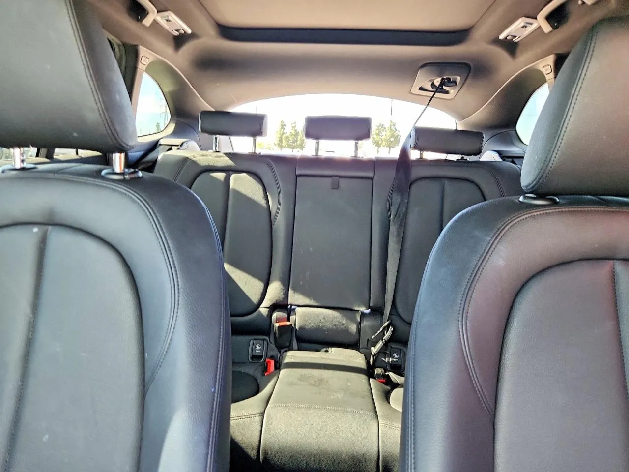 BMW X1 - фото 10