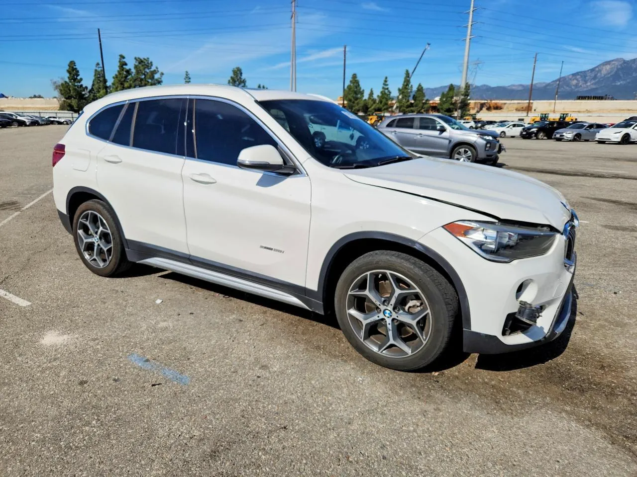 BMW X1 - фото 3