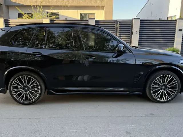 BMW X5 - фото 2