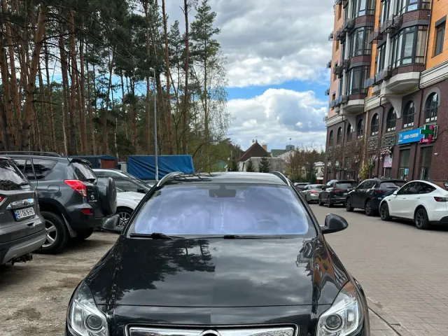 Opel Insignia - фото 2