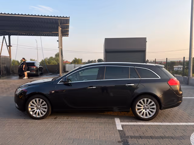 Opel Insignia 2011, Kyiv (city), $8 000 - image 1