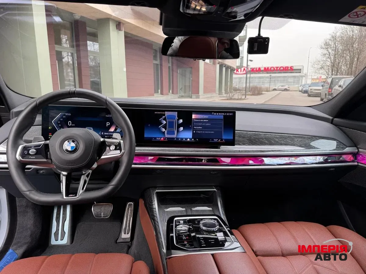 BMW 7 серії - фото 10