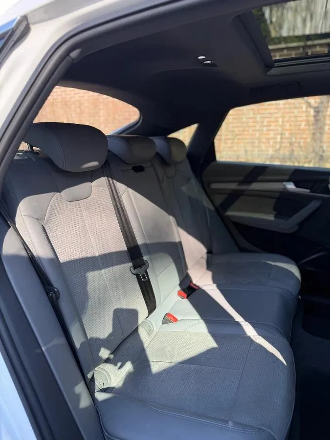 Audi Q5 Sportback - фото 8