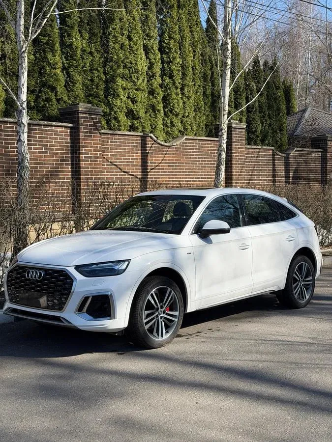 Audi Q5 Sportback - фото 3