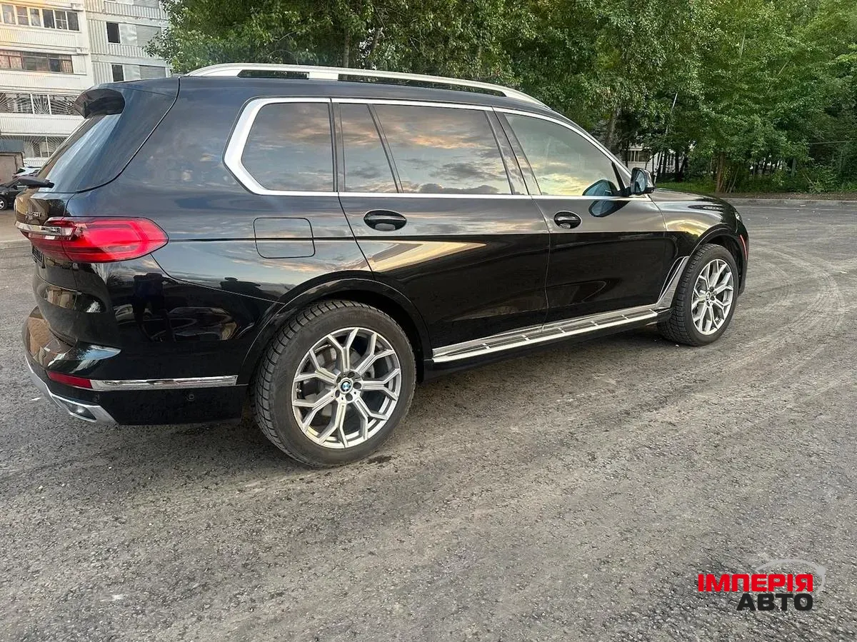 BMW X7 - фото 6