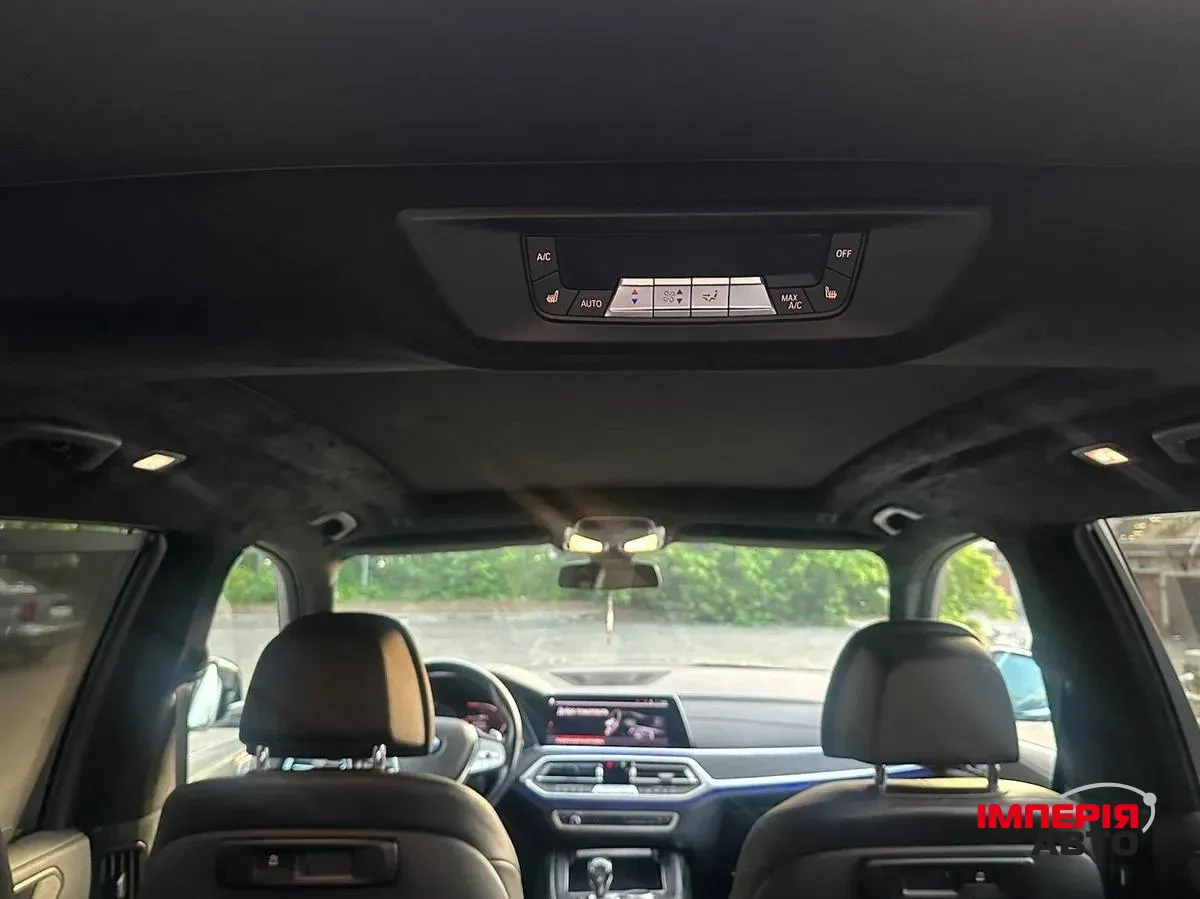 BMW X7 - фото 12