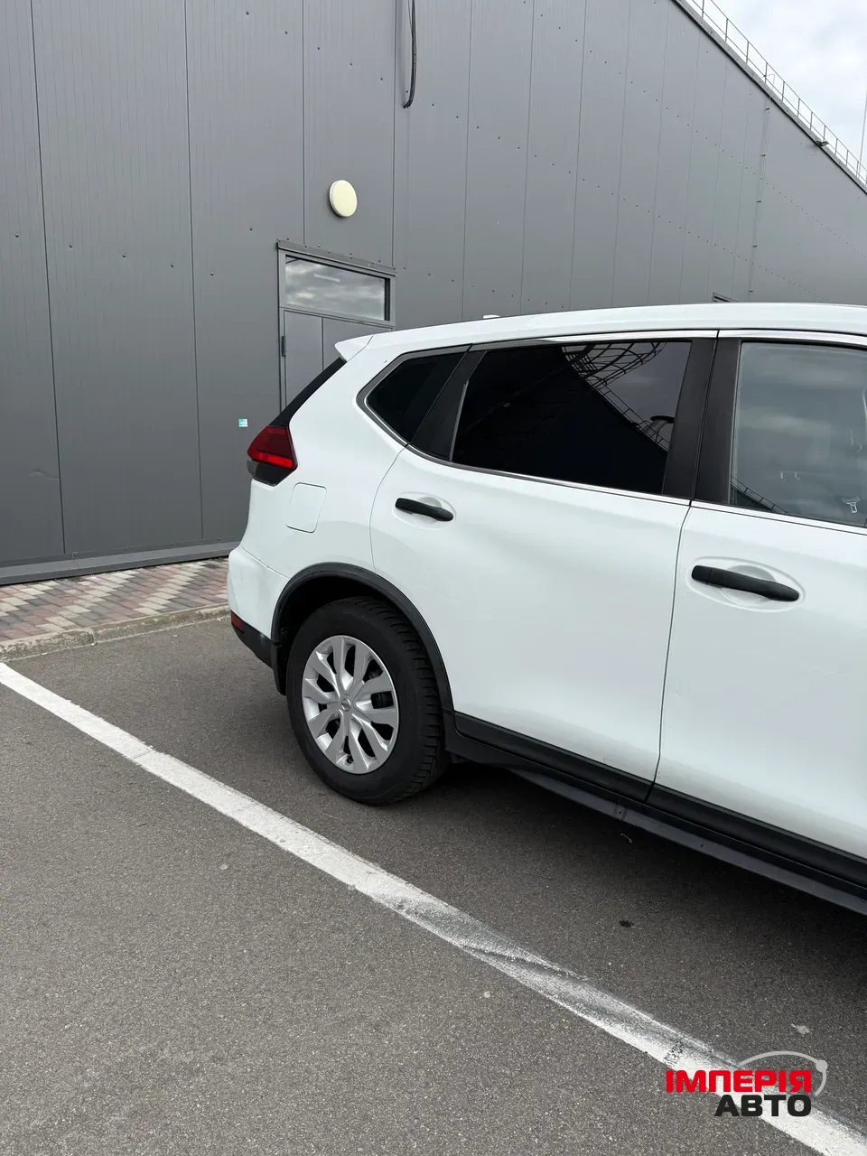 Nissan Rogue - фото 4